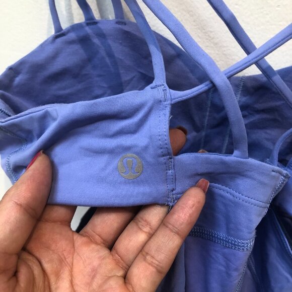 Lululemon Work Out top - Picture 4 of 5